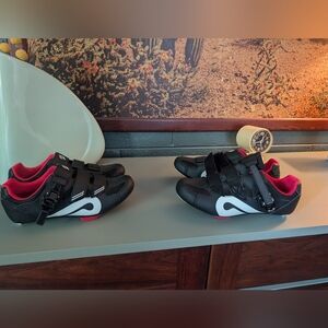 Peloton Bike Shoes with clips